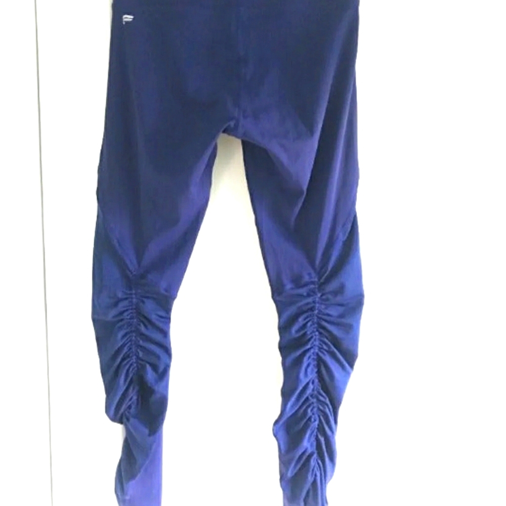 Blue FABLETICS Cashel 7/8 calf ruched XS EUC